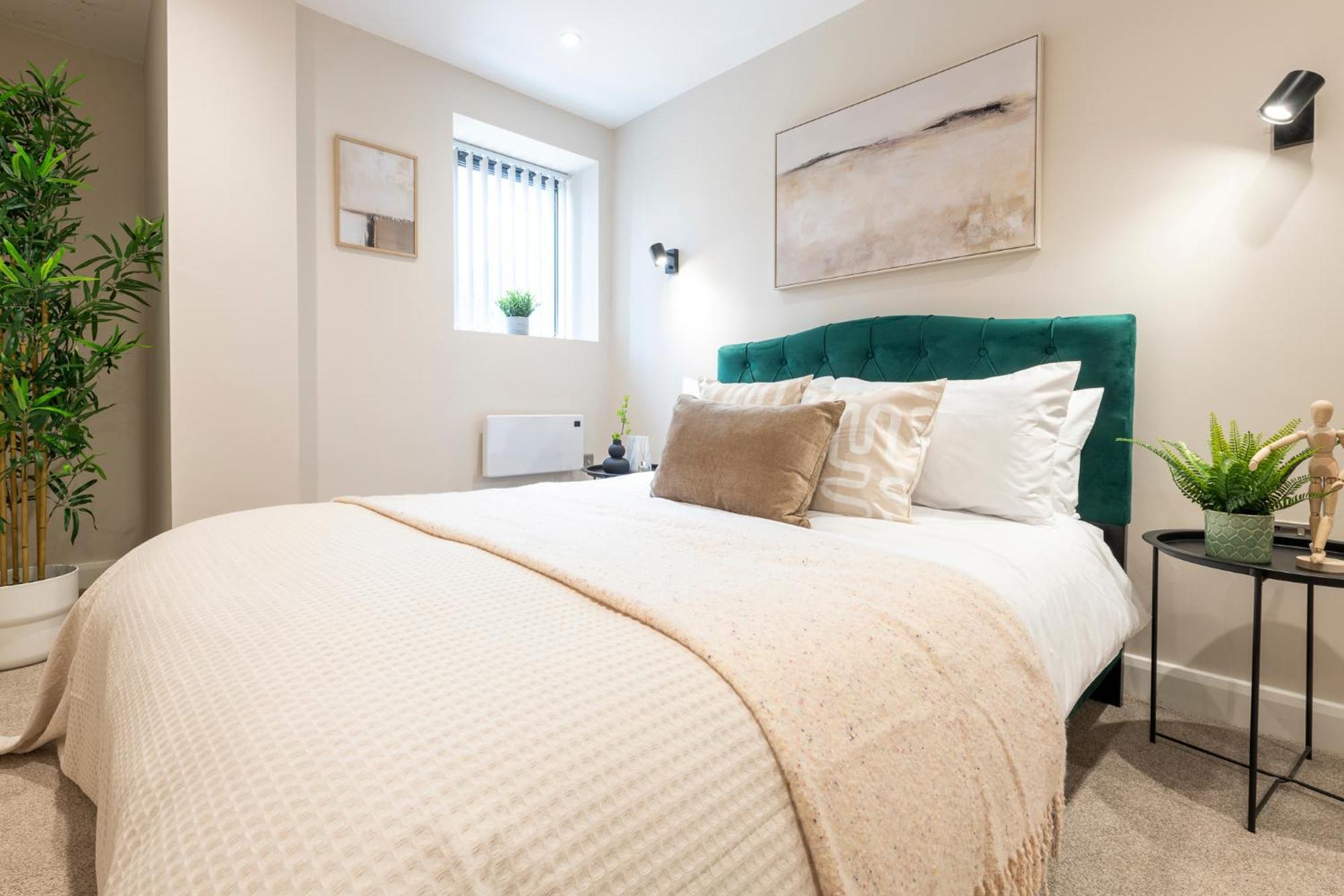 Harvey Nic's & Designer Quarter 74 Ch Appartement