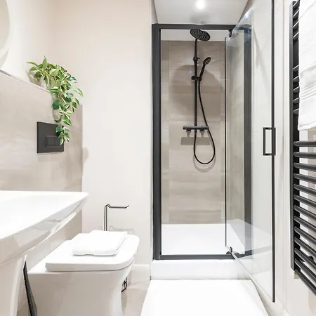 Harvey Nic'S & Designer Quarter 74 Ch Appartement Leeds  Buitenkant foto